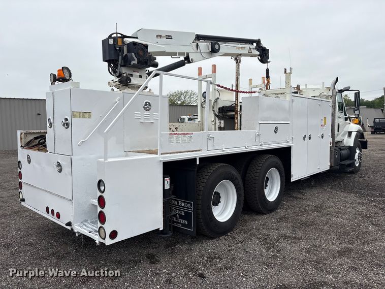 image for item EG9105 2009 International WorkStar 7500 crane truck