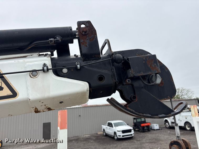 image for item EG9105 2009 International WorkStar 7500 crane truck