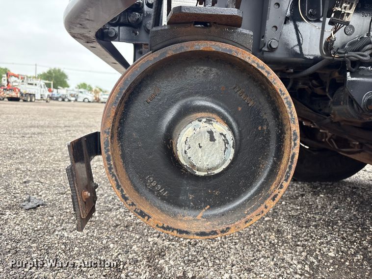image for item EG9105 2009 International WorkStar 7500 crane truck