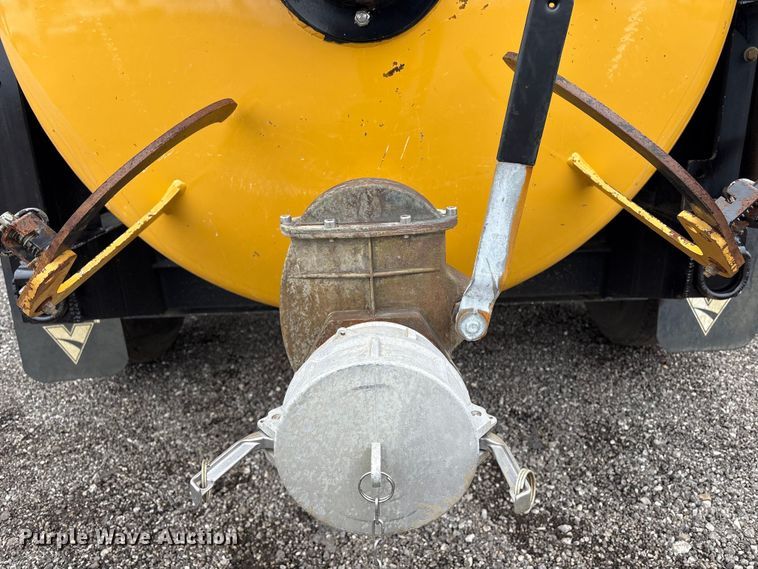 image for item EG9108 2023 Vermeer LP873SDT vacuum excavator