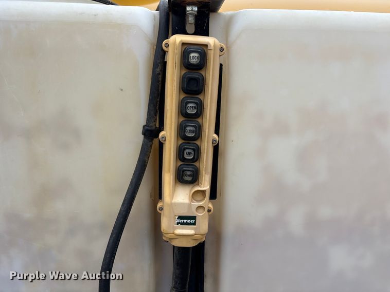 image for item EG9108 2023 Vermeer LP873SDT vacuum excavator