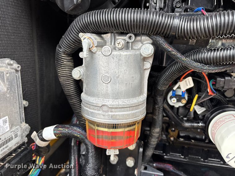 image for item EG9108 2023 Vermeer LP873SDT vacuum excavator