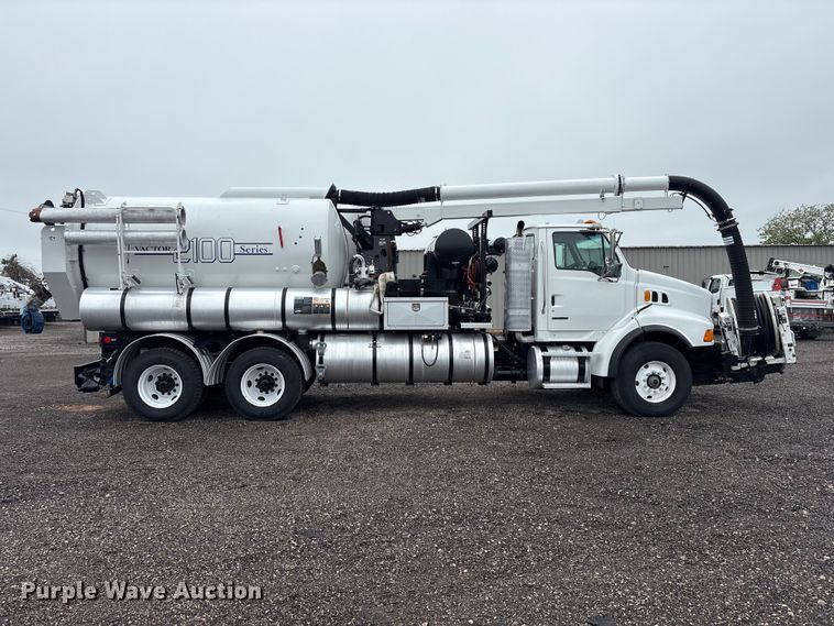 image for item EG9110 2009 Sterling L8500 sewer jetter truck