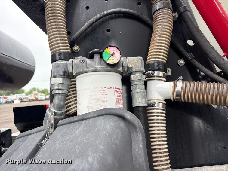 image for item EG9110 2009 Sterling L8500 sewer jetter truck