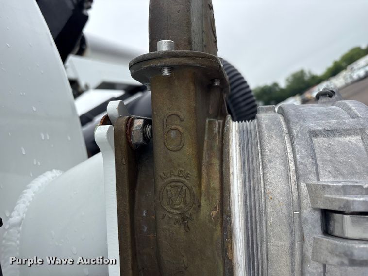 image for item EG9110 2009 Sterling L8500 sewer jetter truck