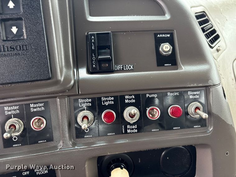 image for item EG9110 2009 Sterling L8500 sewer jetter truck