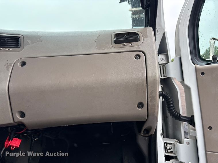 image for item EG9110 2009 Sterling L8500 sewer jetter truck