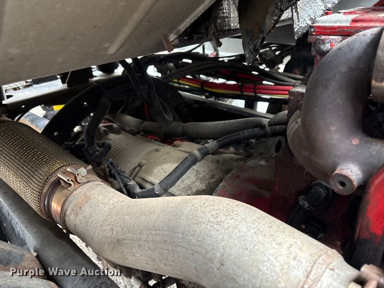 image for item EG9110 2009 Sterling L8500 sewer jetter truck