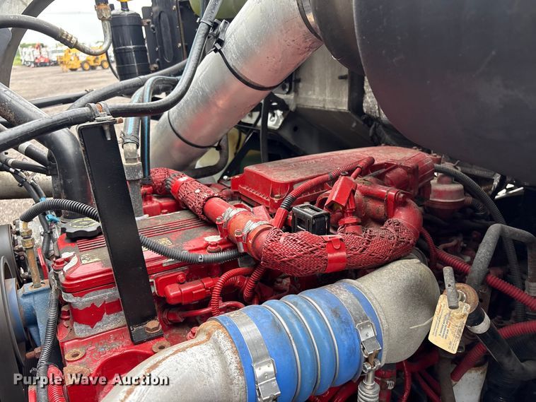 image for item EG9110 2009 Sterling L8500 sewer jetter truck