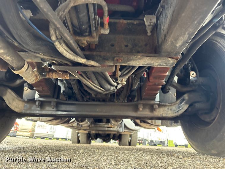 image for item EG9110 2009 Sterling L8500 sewer jetter truck