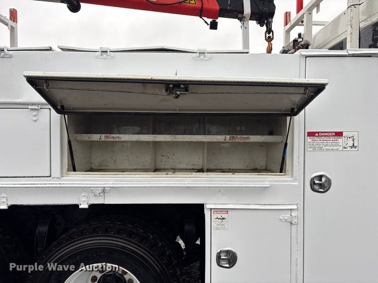 image for item EG9111 2012 Freightliner Business Class M2 Crew Cab crane truck