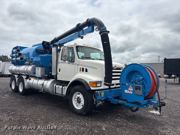 image for item EG9117 1997 Ford LT8501 sewer jetter truck