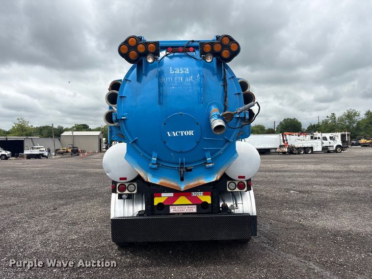 image for item EG9117 1997 Ford LT8501 sewer jetter truck