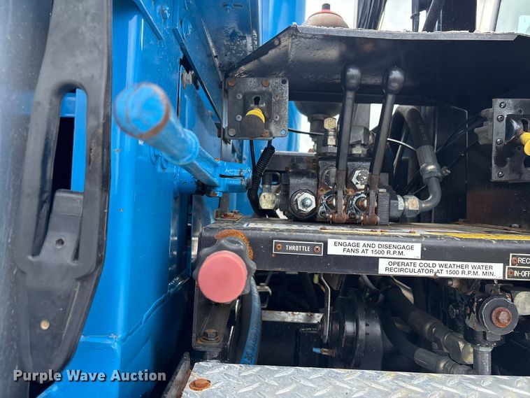 image for item EG9117 1997 Ford LT8501 sewer jetter truck