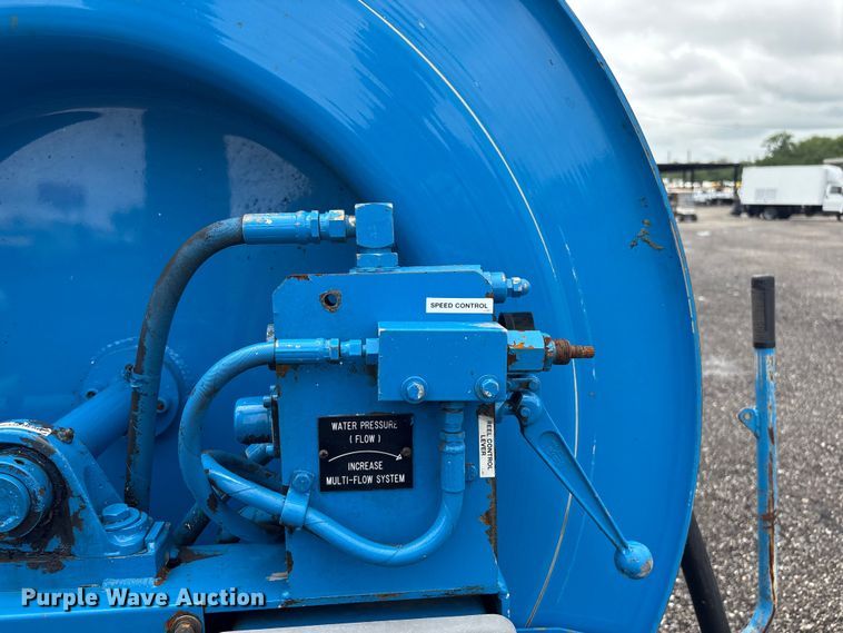 image for item EG9117 1997 Ford LT8501 sewer jetter truck