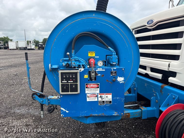 image for item EG9117 1997 Ford LT8501 sewer jetter truck