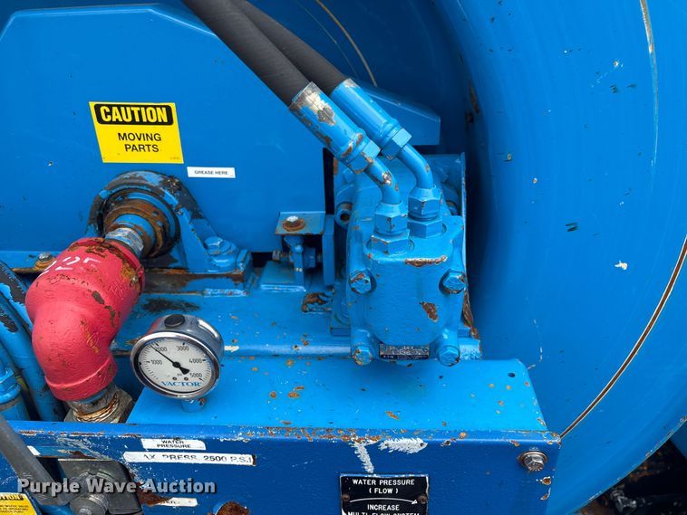 image for item EG9117 1997 Ford LT8501 sewer jetter truck