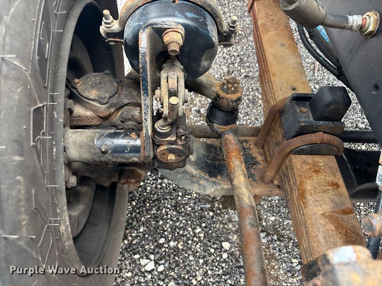 image for item EG9117 1997 Ford LT8501 sewer jetter truck