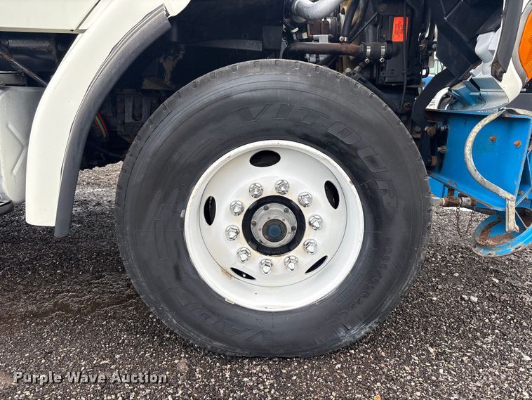 image for item EG9117 1997 Ford LT8501 sewer jetter truck