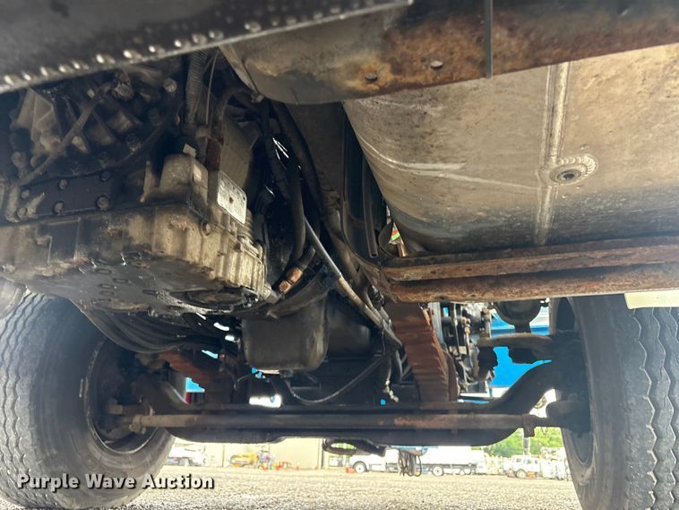 image for item EG9117 1997 Ford LT8501 sewer jetter truck