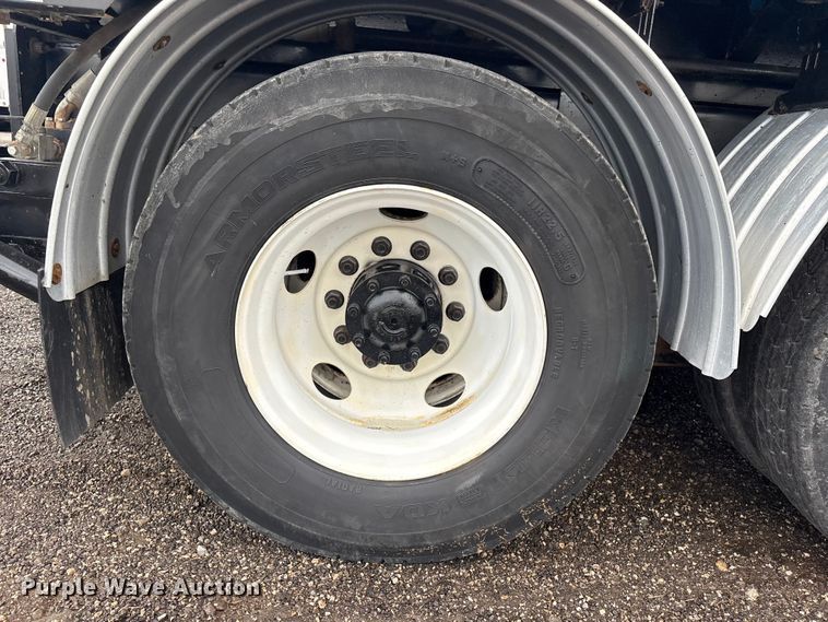 image for item EG9117 1997 Ford LT8501 sewer jetter truck