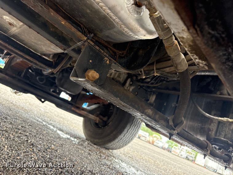 image for item EG9117 1997 Ford LT8501 sewer jetter truck