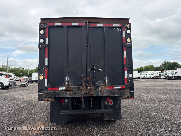 image for item EG9118 2010 Freightliner Business Class M2 grapple crane truck