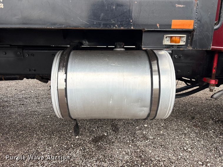 image for item EG9118 2010 Freightliner Business Class M2 grapple crane truck