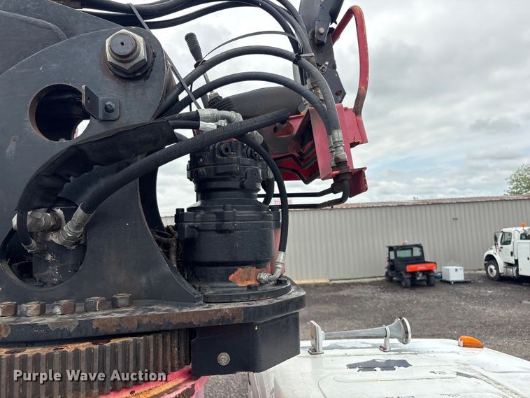 image for item EG9118 2010 Freightliner Business Class M2 grapple crane truck