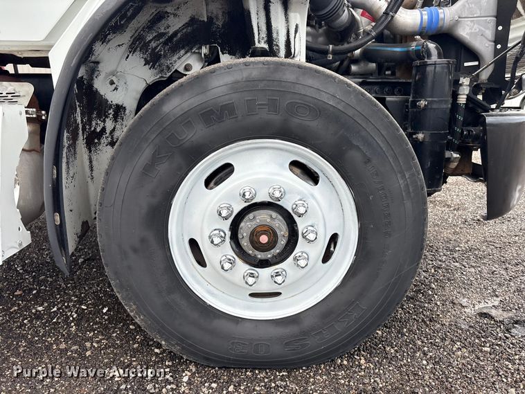 image for item EG9118 2010 Freightliner Business Class M2 grapple crane truck