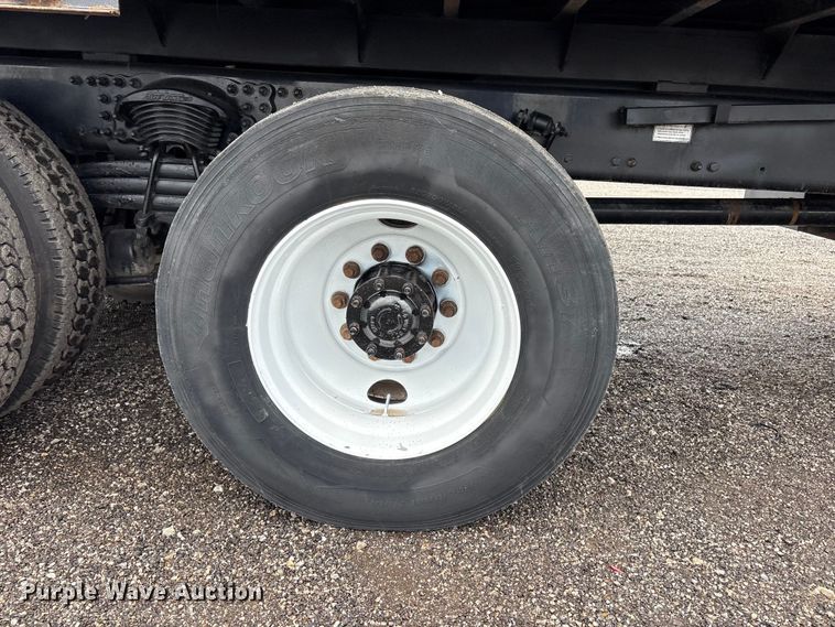 image for item EG9118 2010 Freightliner Business Class M2 grapple crane truck