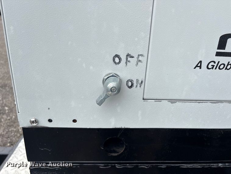image for item EG9127 2014 Wells cargo  XBCI84E1N generator