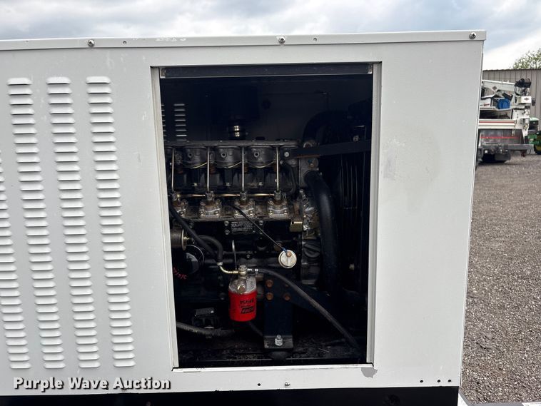 image for item EG9127 2014 Wells cargo  XBCI84E1N generator