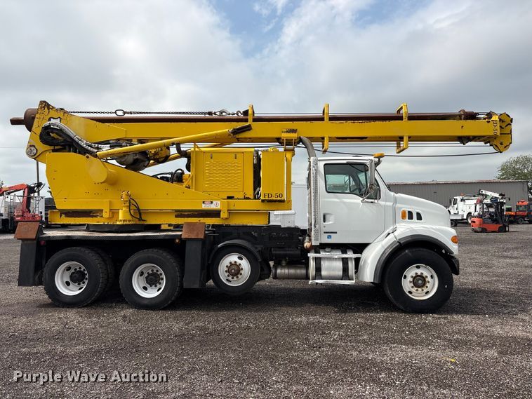image for item EG9142 2006 Sterling L7500 pressure digger truck