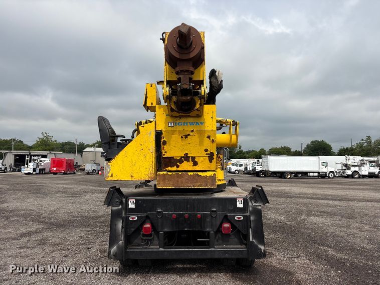image for item EG9142 2006 Sterling L7500 pressure digger truck