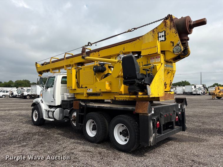 image for item EG9142 2006 Sterling L7500 pressure digger truck
