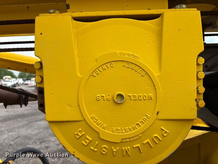 image for item EG9142 2006 Sterling L7500 pressure digger truck