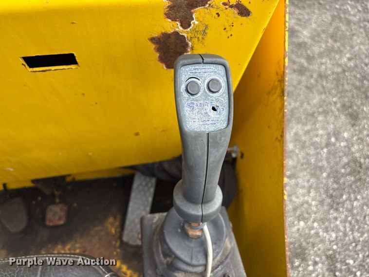 image for item EG9142 2006 Sterling L7500 pressure digger truck