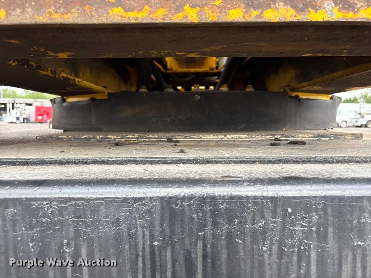 image for item EG9142 2006 Sterling L7500 pressure digger truck