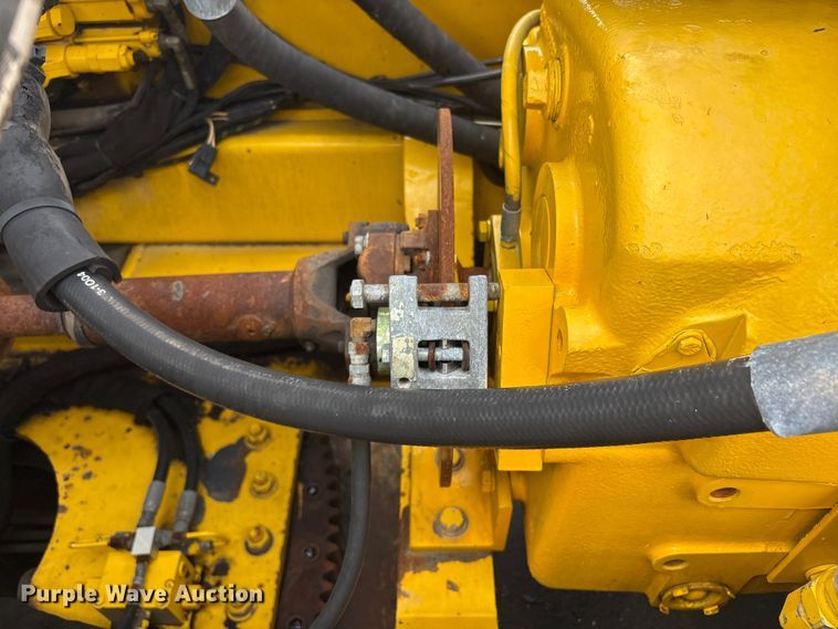 image for item EG9142 2006 Sterling L7500 pressure digger truck