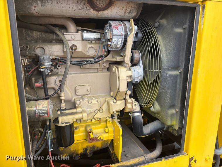 image for item EG9142 2006 Sterling L7500 pressure digger truck