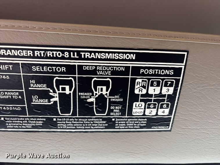 image for item EG9142 2006 Sterling L7500 pressure digger truck