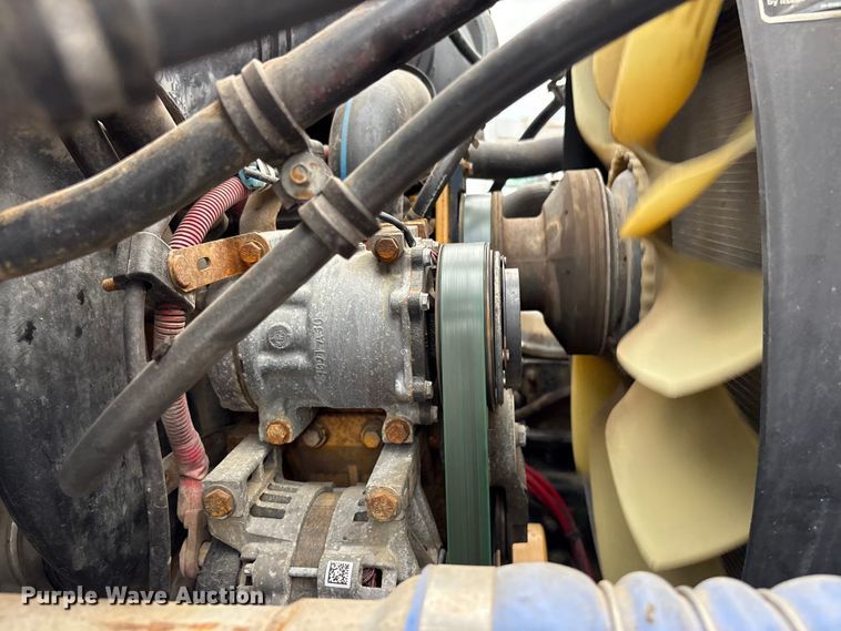 image for item EG9142 2006 Sterling L7500 pressure digger truck