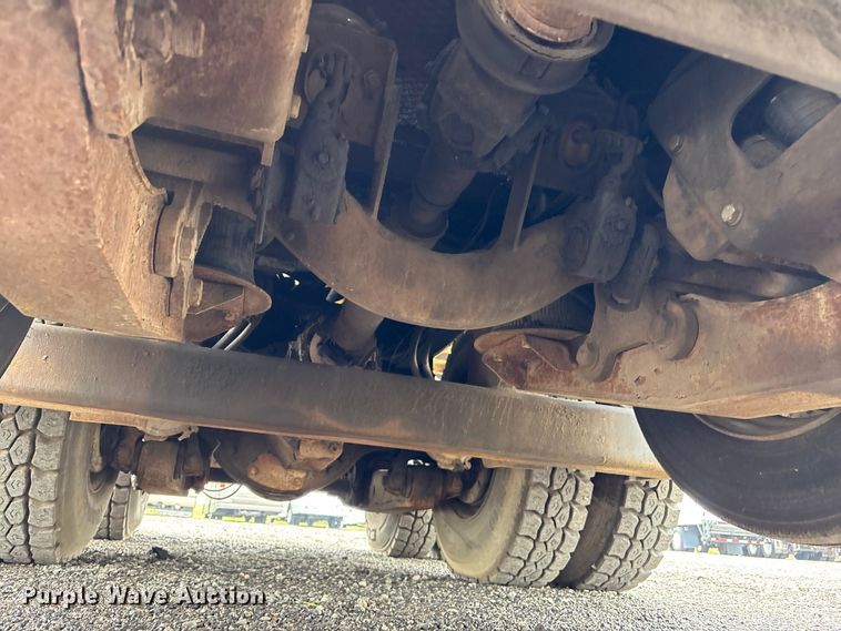 image for item EG9142 2006 Sterling L7500 pressure digger truck