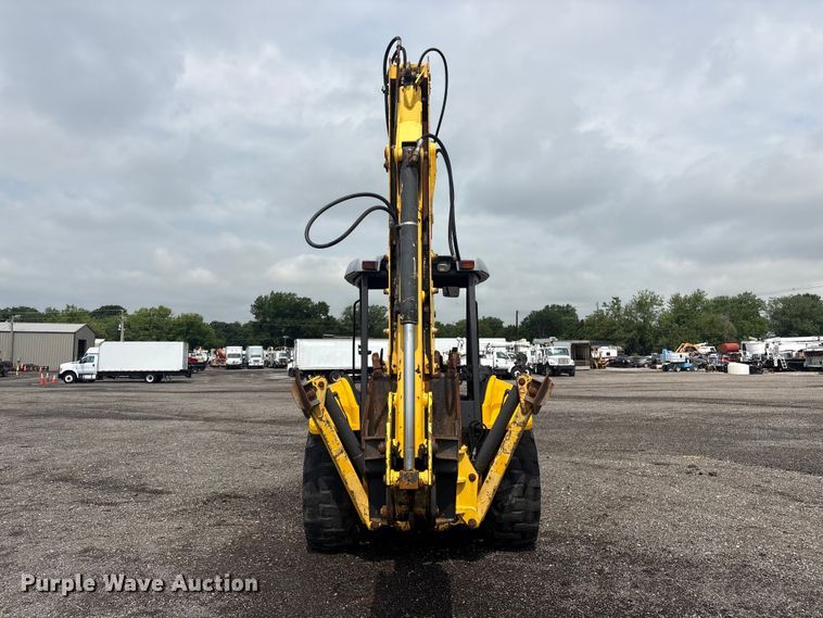 image for item EG9143 2006 New Holland B95TC Backhoe