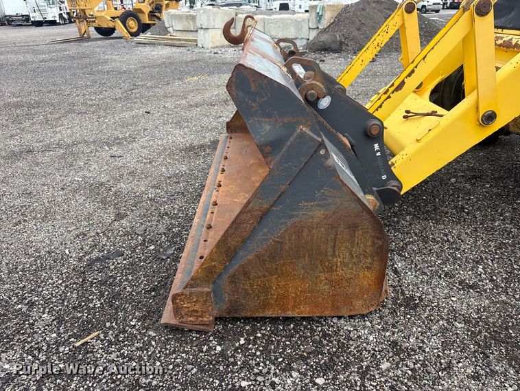 image for item EG9143 2006 New Holland B95TC Backhoe