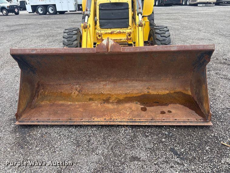 image for item EG9143 2006 New Holland B95TC Backhoe