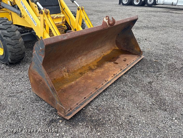 image for item EG9143 2006 New Holland B95TC Backhoe