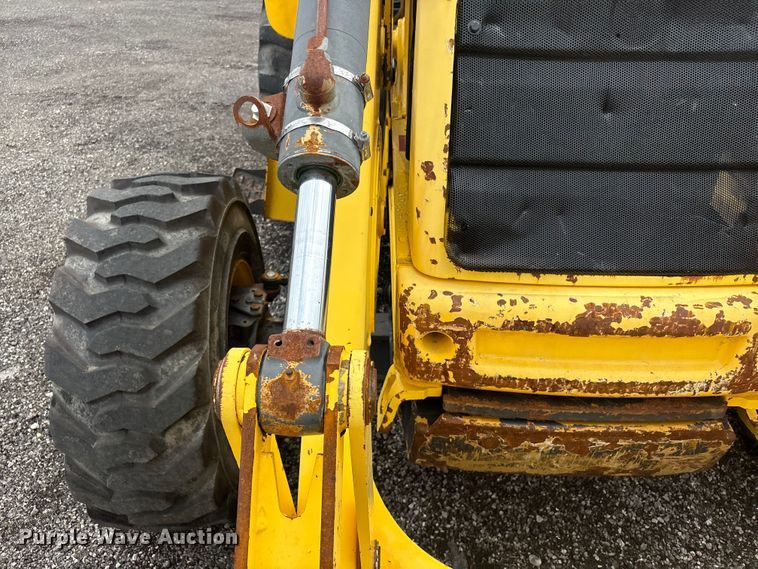 image for item EG9143 2006 New Holland B95TC Backhoe