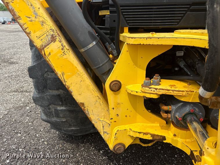 image for item EG9143 2006 New Holland B95TC Backhoe